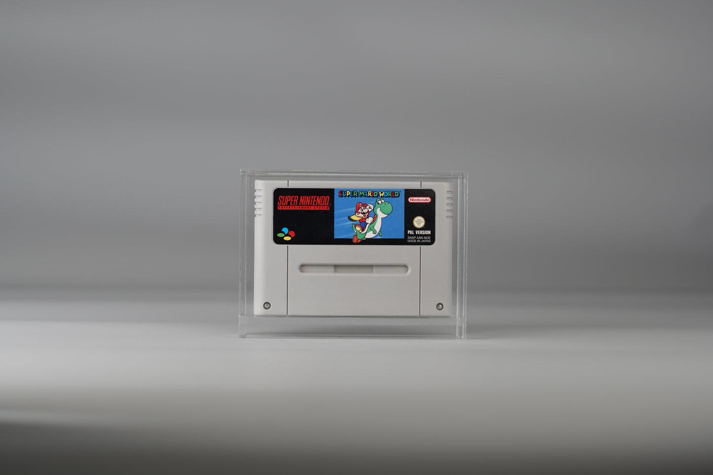 Acrylic Box Display Case for Super Nintendo SNES PAL Game Cartridge with UV Protection