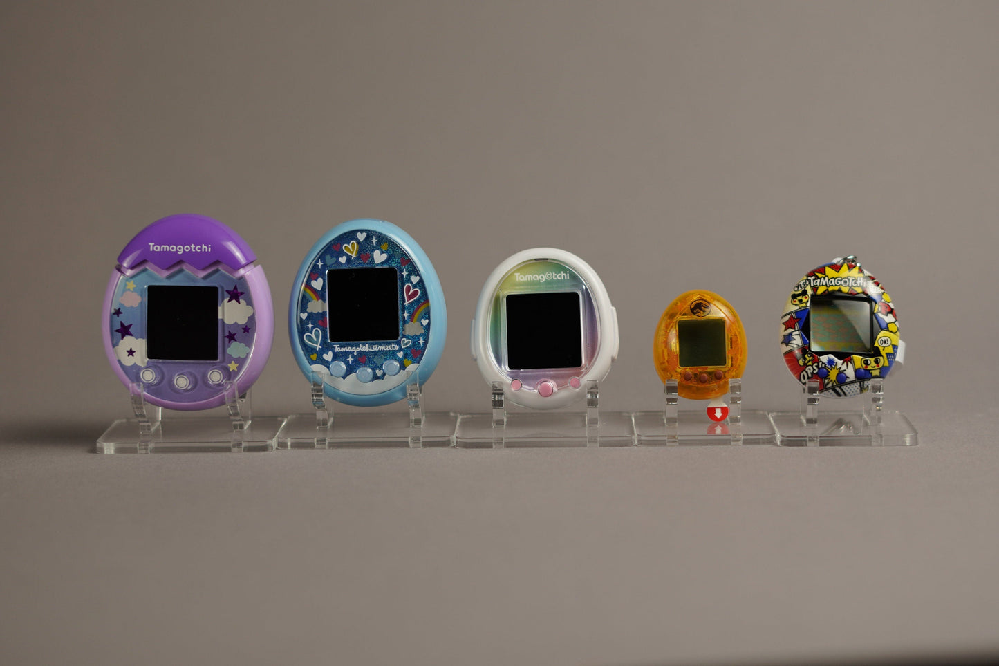 Acryl Aufsteller, Displayständer für Bandai Tamagotchi Original (1996, Gen 1, Gen 2)