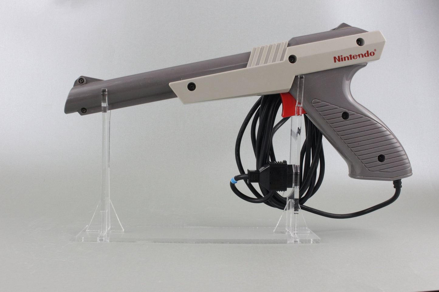 Acryl Aufsteller, Displayständer für Nintendo NES Zapper Lightgun Controller