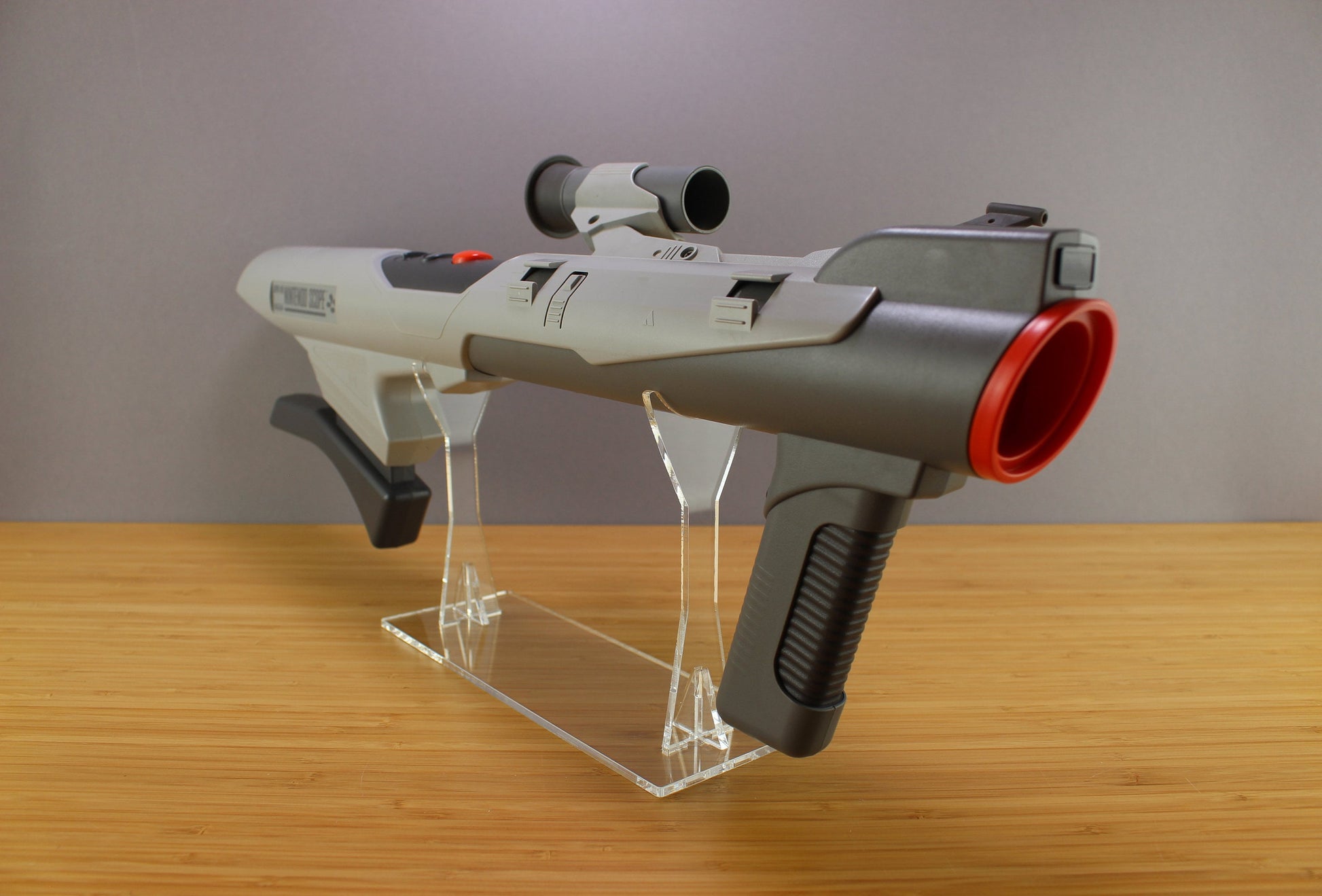 Acryl Aufsteller, Displayständer für Nintendo Super Scope Lightgun Controller