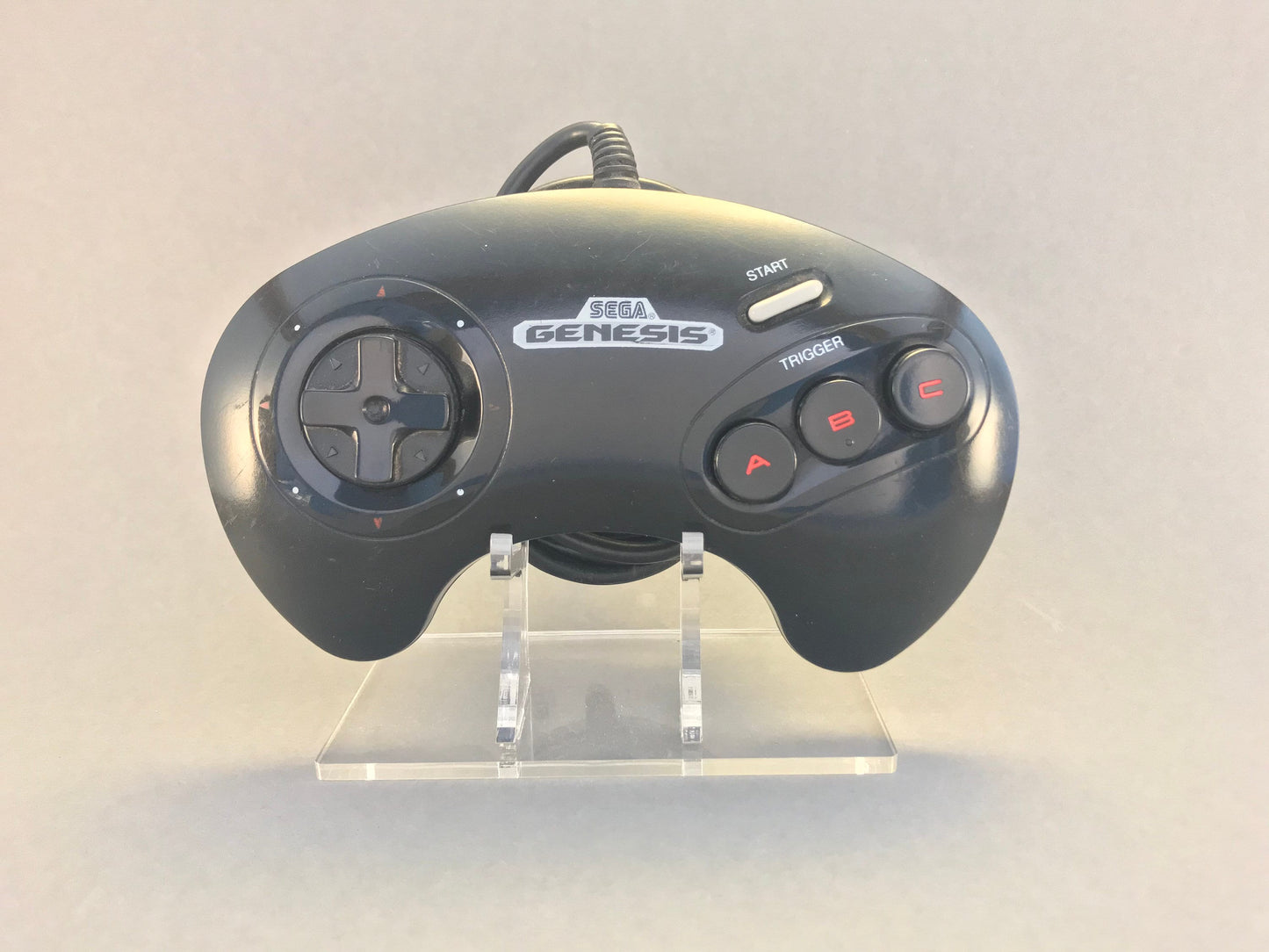 Acryl Aufsteller, Displayständer für Sega Mega Drive Genesis Controller (3 Button, Mo. 1615)