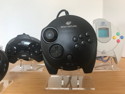 Acryl Aufsteller, Displayständer für Sega Saturn 3D Controller MK-80314